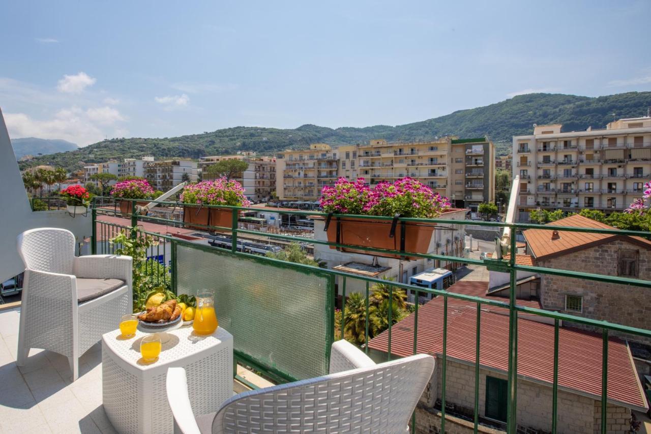 Sorrentovibes - City Home In Sorrento With Balcony And View Eksteriør bilde