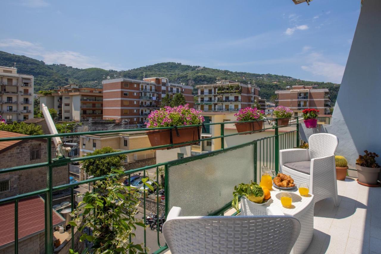 Sorrentovibes - City Home In Sorrento With Balcony And View Eksteriør bilde